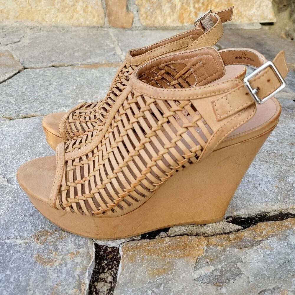 Madden Girl Tan Basket Woven Net Open Toe Chaarade Wedge Heels Shoes Size 6.5